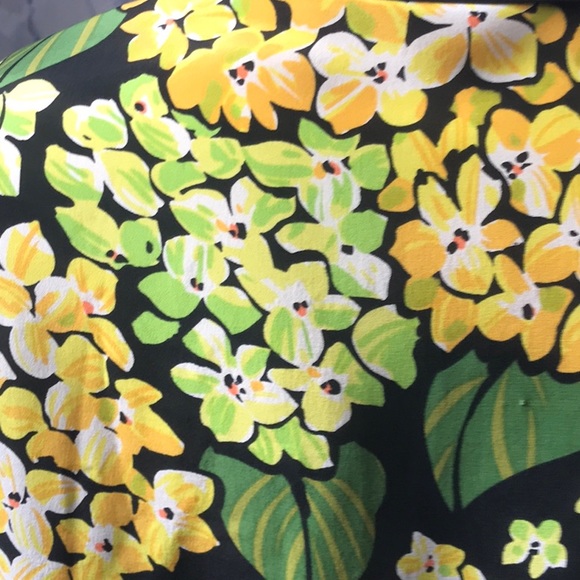 NWT Bob Mackie wearable art 100% silk with sequins button down blouse floral - Picture 7 of 9